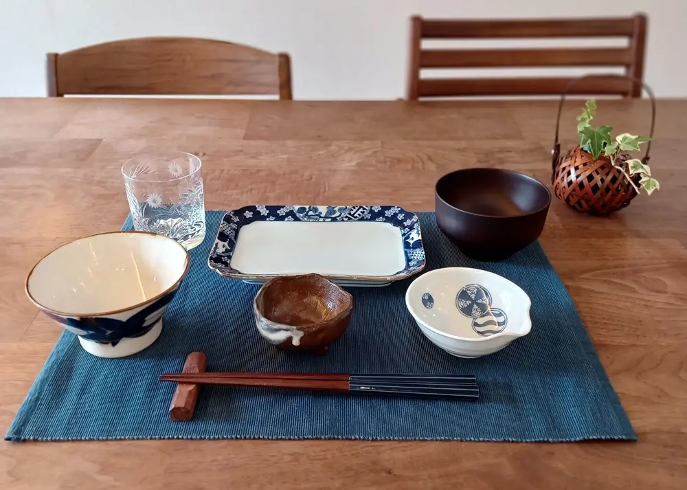 Japanese Table Setting at Home サイズ調整.webp